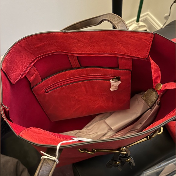 Red leather shoulder bag - Picture 6 of 7